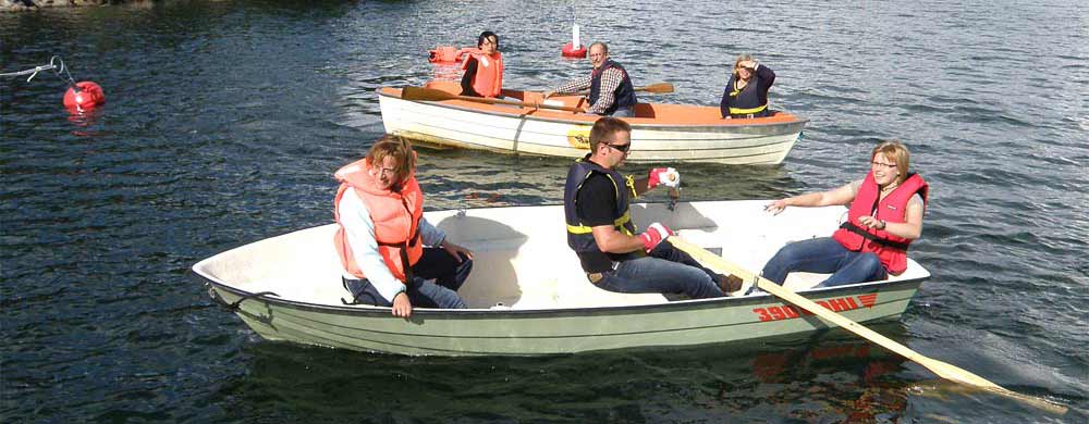 Team activities - Rowing boat